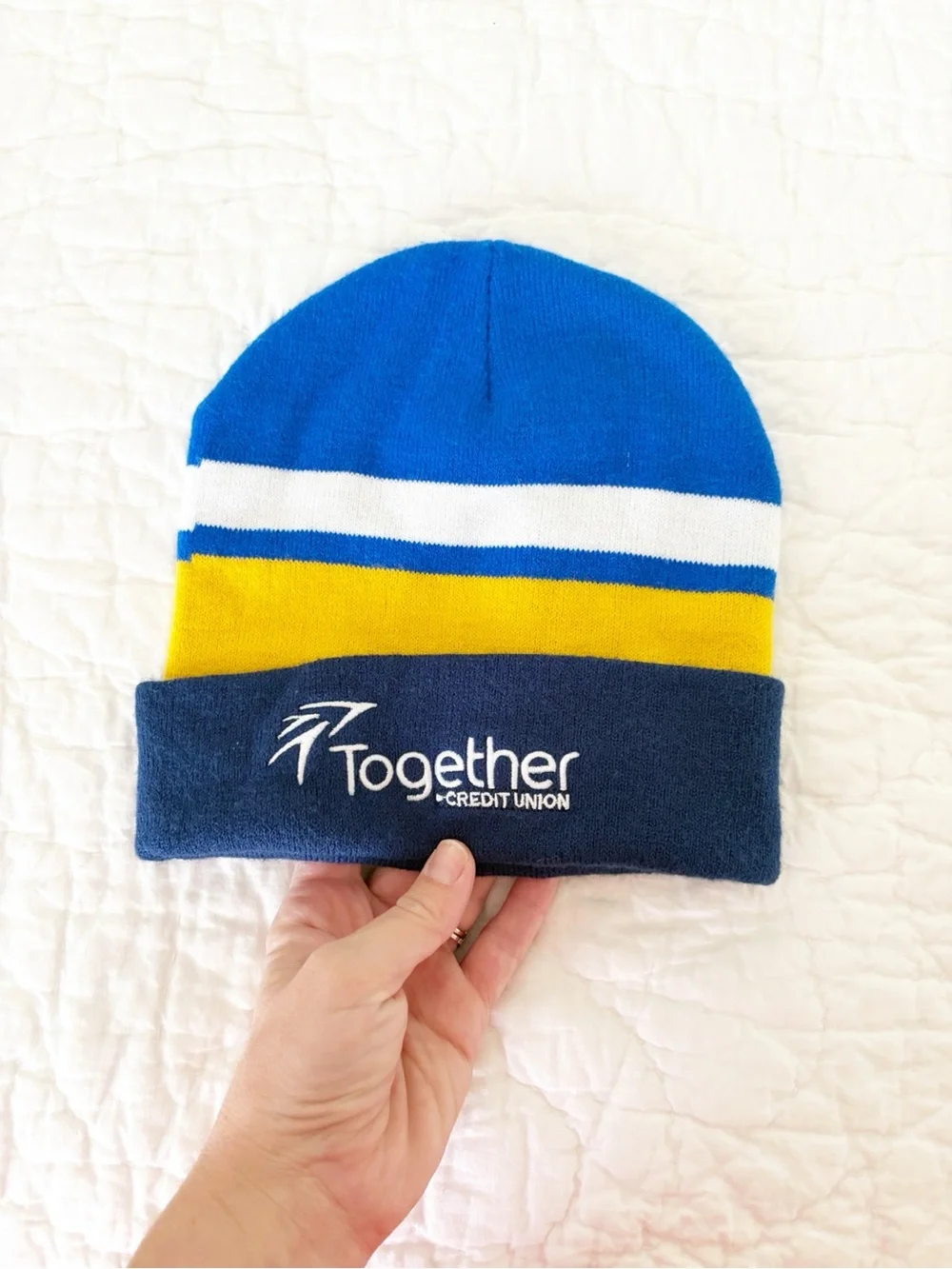 ST Louis BLUES One size fits most Blue & Yellow Striped Beanie